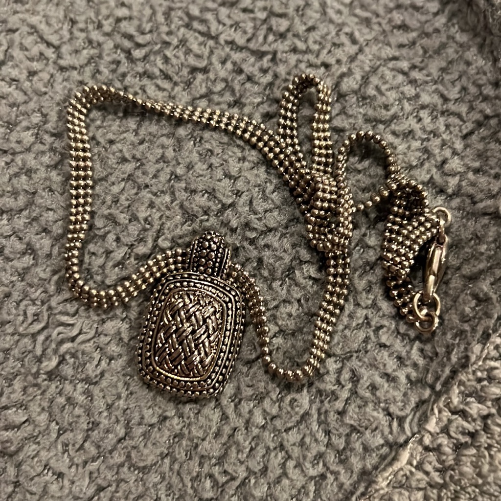 Silver Tone Necklace